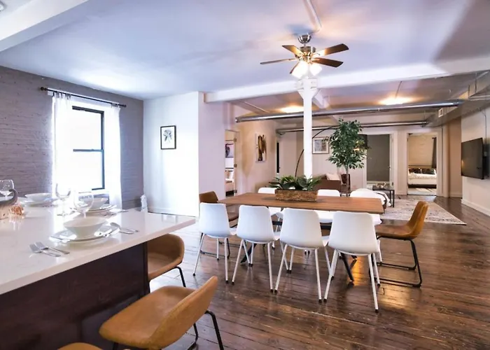 Mccormick 4br Huge Unit W/ Pool Table | Sleeps 10 *